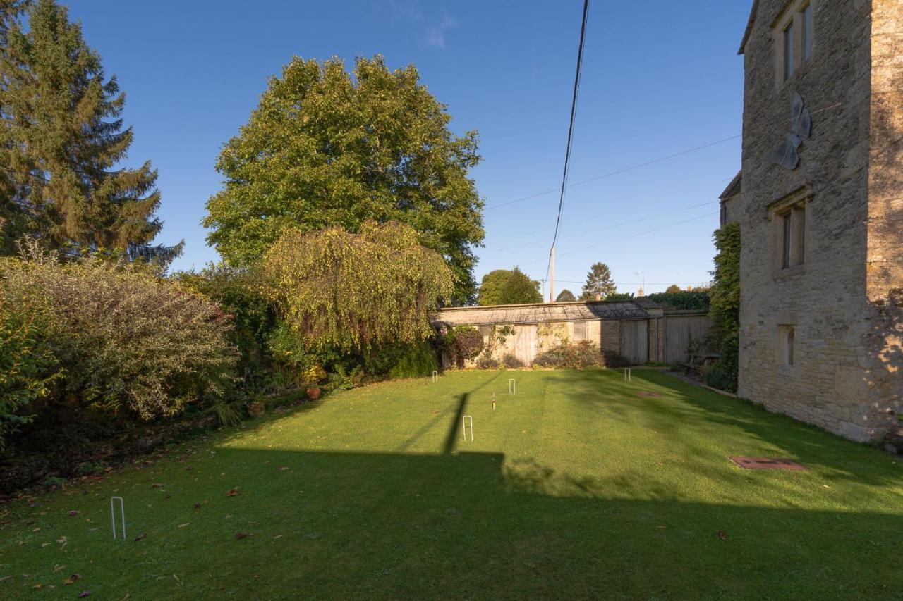 The Barracks Villa Northleach Luaran gambar