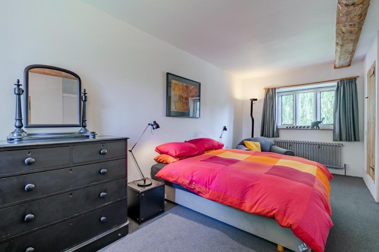 The Barracks Villa Northleach Luaran gambar